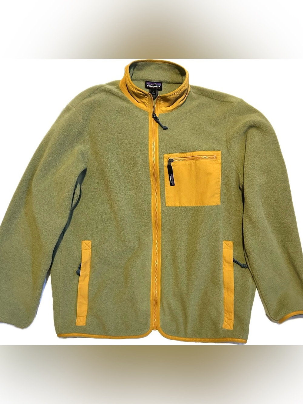 Patagonia retro-style Synchilla fleece, good condition, light use.